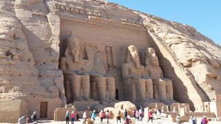悠久の歴史に触れるエジプト・ナイル川クルーズ８日間～５日目　イシス神殿、アブシンベル神殿～