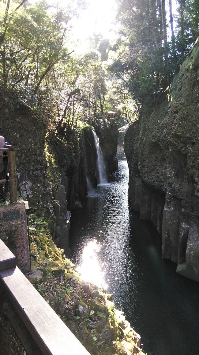 二日目は阿蘇に泊まり、三日目は高千穂神社と高千穂峡に立ち寄って別府のホテルまで移動しました。<br /><br />トイレ休憩に立ち寄った瀬の本高原は場所的には九重に近いようなので出来れば大吊橋に行きたかったです。