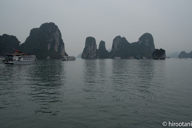 ２０１７年の年末は、ベトナムのハロン湾とカンボジアのアンコール遺跡の旅を選択。クラブツーリズムで日程の良いツアーがあったので、これを選びました。年末・年始の休暇を2日早出ししたのは、少し気が引けましたが、31日の紅白に間に合うように帰ってこれ、少し値段も安くなるこの日程は魅力的でした。<br />ハロン湾は随分昔に一度行きましたが、家内は今回が初めて。<br />カンボジアは、私も家内も初めてで、私にとっては８９番目の訪問国となります。<br /><br />12月27日（水）中部国際発、ハノイ着<br />　　　　　　　旧市街、ホアンキエム湖、ホーチミン廟見学<br />12月28日（木）ハロン湾クルーズ<br />　　　　　　　シェムリアップへ移動<br />12月29日（金）アンコール遺跡の見学<br />　　　　　　　午前　バンテアイスレイ遺跡<br />　　　　　　　午後　アンコールワット<br />12月30日（土）朝　　アンコールワットからの朝日鑑賞<br />　　　　　　　午後　アンコール・トム観光<br />　　　　　　　　　　タ・プロム寺院観光<br />　　　　　　　　　　オールドマーケット散策<br />              夜行便にてシェムリアップ?ホーチミン?中部国際<br /><br /><br /><br /><br /><br />