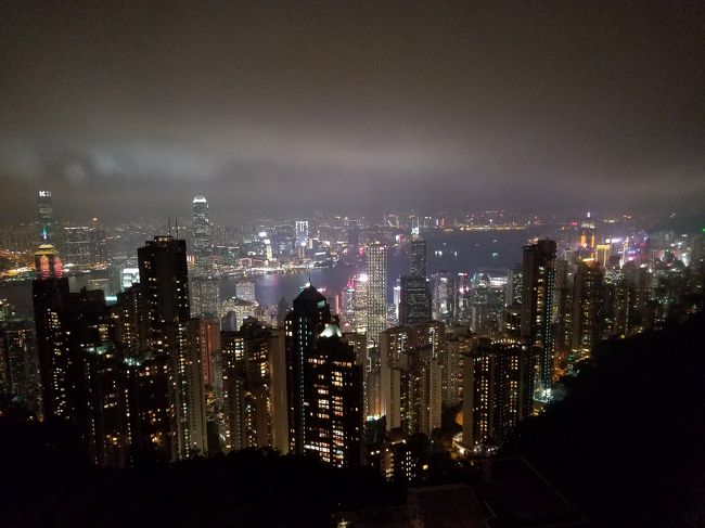 恒例女子旅（おば旅）IN　香港<br />初めての香港　二泊三日　夕方出発　観光は二日目の一日だけと限られた時間でしたが目いっぱい楽しんだ四人でした