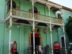 駐在のついでに 【その85】 ペナン遠征(8) ジョージタウンをレンタサイクルで街歩き②　続いて “Pinang Peranakan Mansion” へ 。内部の豪華さは、ちょっとした王宮並み！