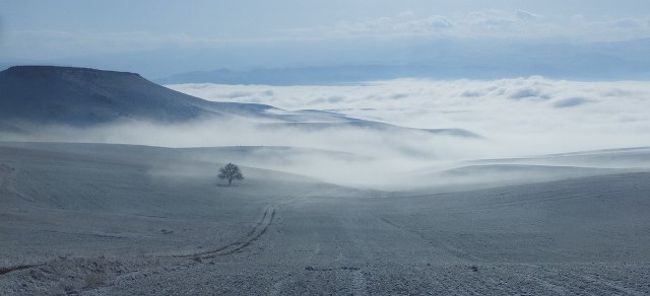 ２度目のイラン旅行<br />今回は北西部を旅します<br /><br />４月１５日（水）<br />第７日　タカブからタブリーズまで行きます<br />　　　　〇キャンドヴァーン村<br />　　　　〇タブリーズのバザール（世界遺産）<br />