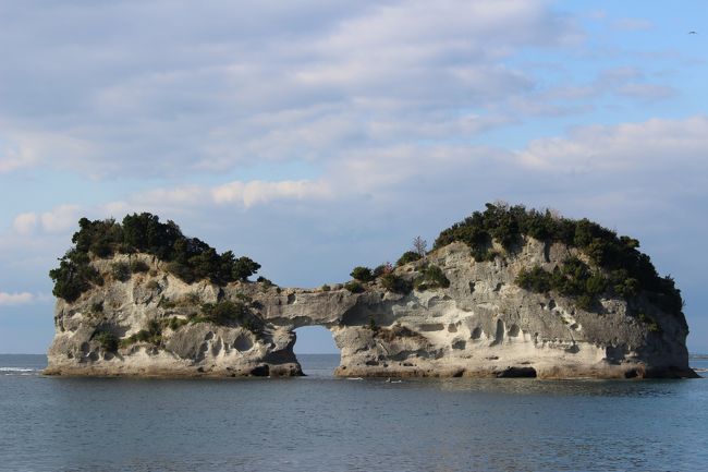 １１月飛び石連休に北海道で海の幸を堪能してきたのですが、少し離れたところに住んでいる娘が「私も一緒に近場の温泉に行きたい」と言ってきまして・・<br />そういえば札幌で食べたお寿司、可能なら娘にも食べさせたかったのが本音です。<br />何かと慌ただしい師走でしたが、親ごころ的にせっかくだし～と家族水入らずで過ごしてきました♪<br />