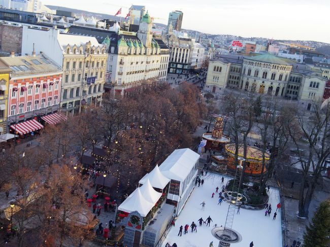 ここ毎年恒例のノルウェー帰省。今回もクリスマスから年始まで、ノルウェーの実家でのんびり過ごしてきました。クリスマスならではグルメと雪遊びを楽しんできました。オスロでちょこっとだけ観光してきましたが、それ以外は旅行とは言えない帰省記録になっていますが、もしよろしければご覧ください。<br /><br />今回航空券はSASで往路SAS Plus （プレエコ）、復路はエコノミーで13万9560円でした。ANA修行のために加算率100％のプレエコにしたのですが、その前にDIA達成してしまったので、あまり意味なしｗでも快適でした。<br /><br />12月22日 SK 0984 12:30 NRT-16:05 CPH, SK 0462　17:00 CPH-18:15 OSL	 <br />1月3日	SK 1455	10:00 OSL-11:10 CPH, SK 0983 15:45 CPH-10:40(+1) NRT