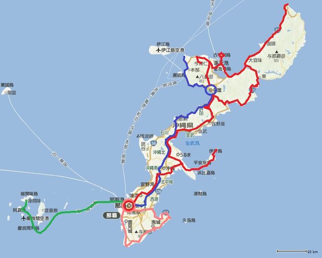 ♂２人旅、第１２弾！<br />今回は、海を越えて沖縄へ！！<br />日本全国大体周ったから、もう次は沖縄しかないっしょってことで。<br />去年に続いて台風ががっつり直撃しそうでヒヤヒヤ、、、まー、この時期に南に行くって時点でリスクが大ありなんやけど。<br />でも、何とか今年も直撃は回避・・・、かと思ったら、思わぬ落とし穴が。。。<br /><br />◆旅跡（タビアト）◆<br />★１日目（2017/9/15）：那覇～万座毛～美ら海水族館～名護<br />□２日目（2017/9/16）：名護～辺戸岬～やんばる～伊計島～那覇<br />□３日目（2017/9/17）：那覇～ひめゆりの塔～斎場御嶽～那覇<br />□４日目（2017/9/18）：那覇～座間味島～那覇<br /><br />１日目は、昼過ぎに那覇に到着すると、レンタカーを借りて、沖縄そばを食って北上。<br />途中、万座毛に寄って、夕方に美ら海水族館へ。<br />名護のスーパーホテル、やりますな～。