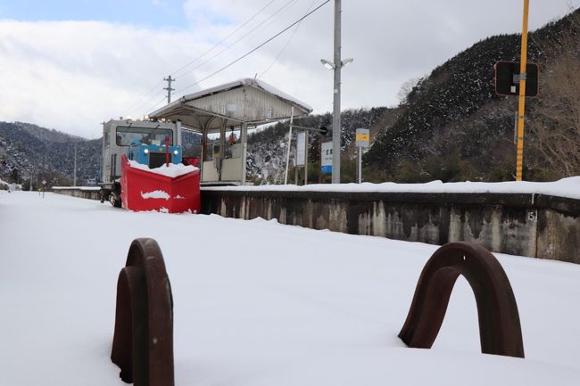 久しぶりの休日は雪でした。<br />久しぶりにクルマで三次あたりに出かけてみました。