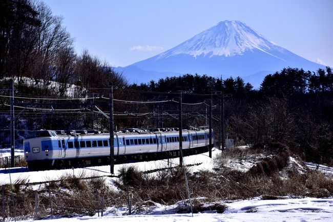 小淵沢周辺から眺望する、白銀に染まる富士山と八ヶ岳、南アルプスの風景を探しに訪れてみました。