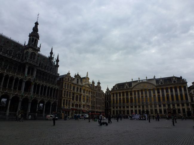 オランダ旅行記　ベルギー　ブリュッセルのグランプラスと蚤の市編