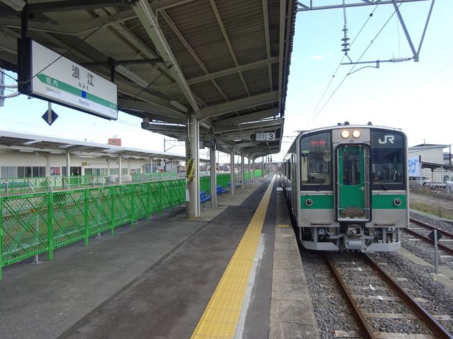 正月休み前、１日有給休暇を取って、４月１日に浪江駅まで、10月21日に富岡駅まで部分復旧した常磐線に乗り行きに出かけています。<br />震災以来、このあたりを訪れるのは３回目になります。<br /><br />仙台から南下して、浪江町までやってきました。<br />浪江町内で昼食をとったあと、いよいよ今回の目的のひとつである、４月に復旧した浪江－小高間に乗りつつ、原ノ町まで往復することにします。<br /><br />浪江駅周辺の駐車場の関係から、現在の浪江町内の様子を見ながら駅に向かいました。<br />