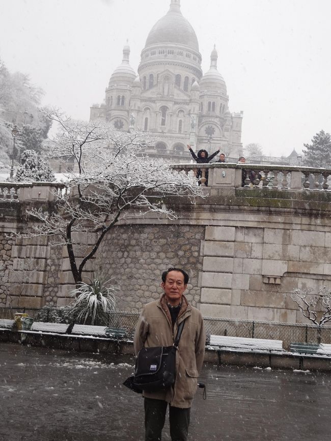 観光4日目、5日目<br />2月6日（火）、2月7日（水）<br />パリ市内観光　大雪の中をパリ市内観光しました。<br />途中、デモ行進にも遭遇し、大変でした。<br />雪が降らなければ、もう少し観光できたのではないかと残念です。