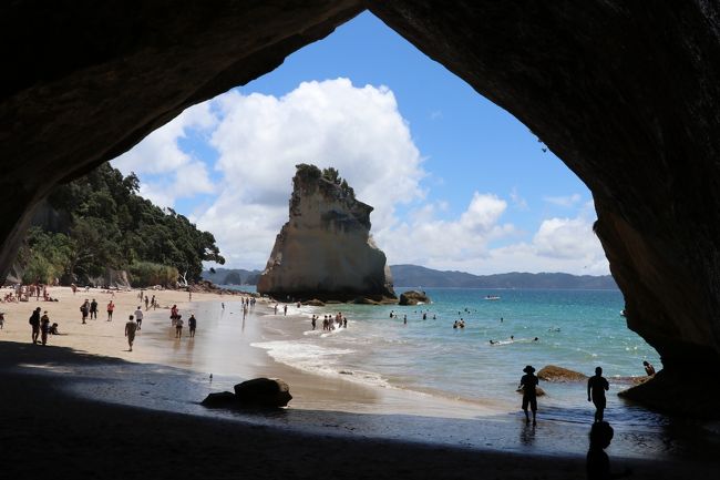 レンタカーで巡る年末年始のニュージーランド・２週間の旅〈４〉　～美しいビーチ・Cathedral CoveへGo！～