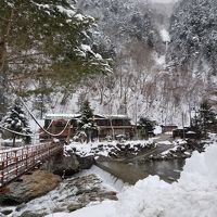 厳冬期の新穂高温泉　深山荘