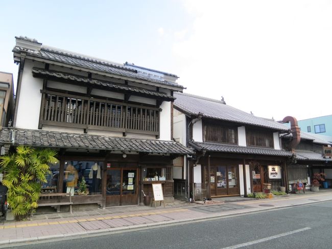 2017年12月25日（月）熊本市内の街並みをのんびり散策!(^^)!風情のある素敵な建物がたくさん。そのかたわら、震災で傾いてしまっている建物ありました。<br />一日も早く復興する事を願いながら、街並みをてくてくさせて頂きます。<br />城下町の古き良き景観が心をわくわくさせてくれます。<br />表紙のフォトが特にお気に入りのスポットです♪<br />坪井川に架かる橋に歴史がありとても良かったです。<br />