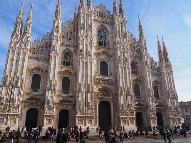 イタリア 冬の旅　１３日目　（ミラノ散策、スカラ座）