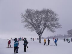 お爺さんたちに交じって野沢温泉