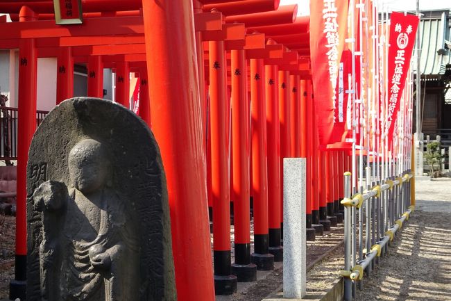 旧東海道の鶴見地区を歩いてきた。<br /><br />今回ので、概略品川～小田原間を歩いたことになる。<br /><br />歴史のある旧道を行くのは楽しい。<br /><br />ほとんど面影が無くても、寺や神社を見付けたり、時々現れる歴史の説明書きを見たりするのが印象に残る。<br /><br />川崎市の生麦駅から鶴見市場駅まで。<br />