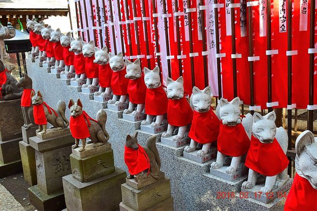 穏やかに晴れた土曜日、千代田区の紀尾井町周辺を散策しました。<br />地名はこの地にかつてあった紀州徳川家中屋敷、尾張徳川家中屋敷、彦根井伊家中屋敷に由来して各家の文字を1文字ずつとって町名となったそうです。(紀州と尾張は藩名、井伊家のみ名前からなのが不思議ですが…権力とかの現れでしょうか?)<br /><br />また、東京のど真ん中、赤坂と隣接する紀尾井町はオフィスビルや商業施設が乱立する地域のため、僅か265世帯452人しか人が住んでいない町でもあります。(2017年2月現在)<br /><br />今回は紀尾井町の由来となった各家跡地と、赤坂プリンスホテルの跡地に2016年にOPENした東京ガーデンテラス紀尾井町の施設内にある現代美術家による8つのパブリックアートや豊川稲荷東京別院を散策しました。<br /><br />東京ガーデンテラス紀尾井町<br />http://www.tgt-kioicho.jp/facilities/terrace.html<br /><br />豊川稲荷東京別院<br />http://www.toyokawainari-tokyo.jp/