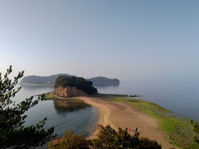 JALのどこかにマイルで高松が当選されたので、高松から船に乗って小豆島へ出かけました。<br />最近インスタ女子が多く集まるそうですが、修行者向けの寺があったり意外に楽しめるSPOTでした。