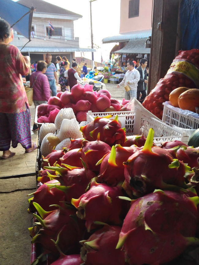 随分遅くなりましたが、タイ北部のメーサロンとか(笑)に行ってきました。<br />宿代や食費は忘れてしまいましたが、いつもの貧乏旅行なので激安です。<br />田舎好きには合う場所だと思いますよ。