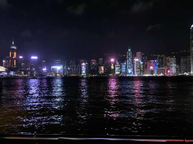 2月に二泊三日で香港に行きました。<br /><br />かなり行きたあたりばったりですが、香港のエネルギーを堪能しました！<br />人もさりげなく親切だったのが印象に残りました。<br />