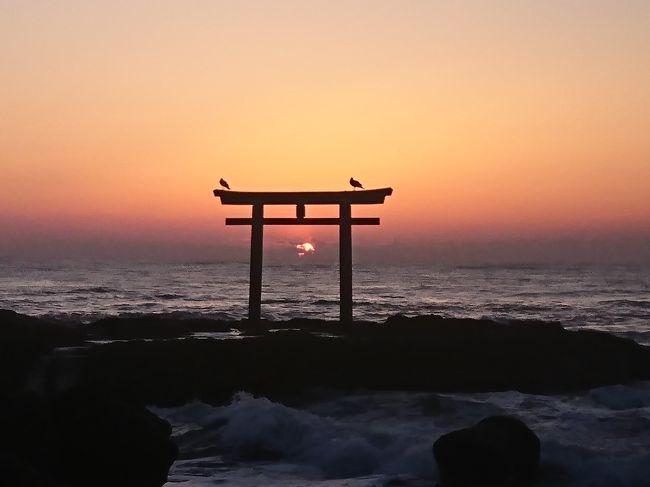 閉店前に雲仙へあんこう鍋を食べに宿泊してきました。<br />そして、神磯で日の出の撮影に行きました。