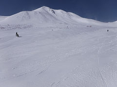 乗鞍岳　積雪期の3,000m峰の世界は真っ白だった