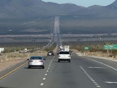 JALビジネスクラスで行くアメリカ西海岸・グランドサークル　ラスベガスまでは砂漠のハイウェイ