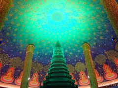 何これCG？極彩色のバンコク寺院「ワット・パクナム」Wat Paknam, Bangkok