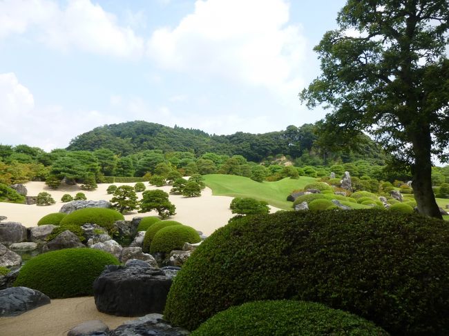 2泊3日で、神の国、出雲へ!<br />後半は水の都、松江へ<br /><br />あ~っ、という間に最終日<br />松江にはモーニングをやっているいい感じのカフェが多い<br />ってことで、朝カフェ!<br />と、思っていたらホテルのエレベーターに「朝食バイキング」のポスターが。のどくろなど、松江グルメも並ぶ豪華バイキング・・・<br />う~ん、じゃ、それで!<br /><br /><br /> 出雲<br /> 境港<br />★松江<br />★安来市(足立美術館など)