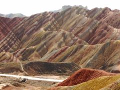 張掖丹霞地貌は本当に写真のようにすごい色彩の場所なのか自分の目で確認せねば！