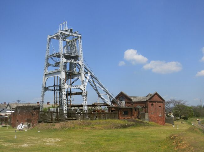 世界遺産に登録されている明治日本の産業革命遺産「三池炭鉱関連資産」を<br />レンタサイクルで巡ってきました。<br /><br />1日目 羽田空港→福岡空港→天神→西鉄大牟田→世界遺産巡り(グランドホテル清風荘泊)<br /><br />2日目 石炭産業科学館→大牟田→柳川(移動)<br />