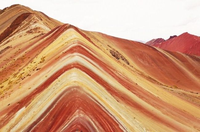 SNS時代の新名所レインボーマウンテンで5000m級登山 (Rainbow mountain, photogenic place discovered by SNS generation)