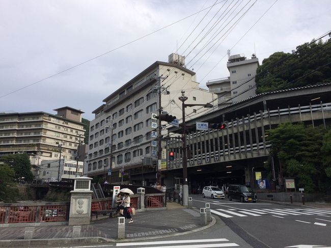 ホテルモントレ神戸を後に(今日も泊まるよ)<br />近くの生田神社に参拝その後有馬温泉へ<br /><br />行程 6/9<br /><br />・三宮⇔谷上(市営地下鉄 西神・山手線)<br />・谷上⇔有馬口(神戸電鉄 有馬線)<br />・有馬口⇔有馬温泉(神戸電鉄 有馬線)<br />・三宮⇔市民広場(ポートライナー)<br /><br />行程 6/10<br /><br />・三宮⇒新大阪(JR神戸線 新快速)<br />・新大阪⇒京都(JR京都線 新快速)<br />・京都⇒稲荷 (JR奈良線)<br />・稲荷⇔?失念(JR奈良線)<br />・京都⇒新大阪(JR京都線 新快速)<br />・新大阪⇒三島)新幹線こだま グリーン車)