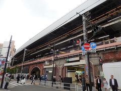 新橋駅付近の風景