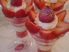 2018/03 資生堂パーラーでストロベリーパフェを満喫