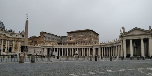 7日目　<br />午前はバチカン市国（世界遺産）とローマ（世界遺産）市内観光。<br />　　　バチカン市国のサン・ピエトロ寺院を見学、荘厳かつ絢爛豪華な聖堂（莫大な富と権力の証）は何度訪れても圧倒されます。その後、コロッセオとフォロロマーノの外観を眺め、トレビの泉へ移動。徒歩でスペイン広場へ行き、市内観光は“Fine”<br />午後は自由時間。日本では完売で予約できなかったローマ歌劇場でオペラを楽しみました。<br /><br />最終日<br />　出発までホテル周辺を散策。マリア様に捧げられたサンタ・マリア・マッジョーレ大聖堂を見学しました。<br />この聖堂はローマ4大聖堂のひとつで、その荘厳・壮麗さはサン・ピエトロ寺院に勝るとも劣りません。<br />見学後、空港に向け出発。ローマからフランクフルト、ミュンヘンを経て羽田へ。ホテルから羽田へ着陸するまでほぼまる一日かかりました。<br />