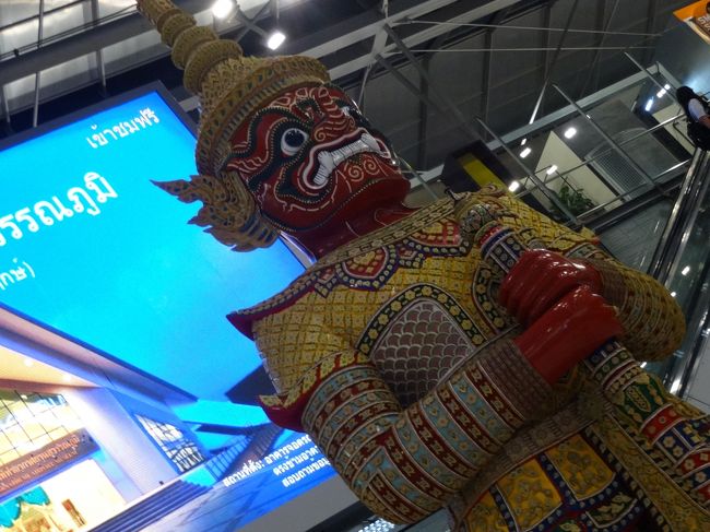 今年はいっぱい旅行に行くのだと年始に決意して勢いでポチったJAL航空券で2泊4日のバンコク弾丸旅をしてきました。