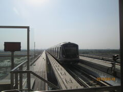 上海の地下鉄17号線・嘉松中路駅・何もありません。 
