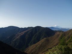 和名倉山／飛竜山　将監小屋から奥秩父の秘峰へ