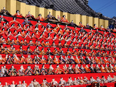 雛飾り彩る南房勝浦へ