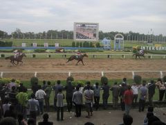 2016 まさに「どローカル」なウドンタニ競馬場でのんびりごはんも食べながら競馬を楽しみます！