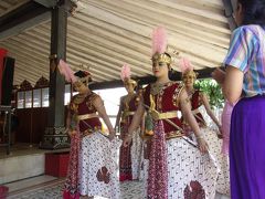 還暦過ぎ夫婦インドネシア旅行記（その５）ジョグジャカルタ王宮の舞踏とエクスタシー