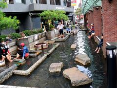 移動経路を利用して 礁渓の足湯と 宜蘭に 葱餅を食べに 立ち寄ってみよう♪