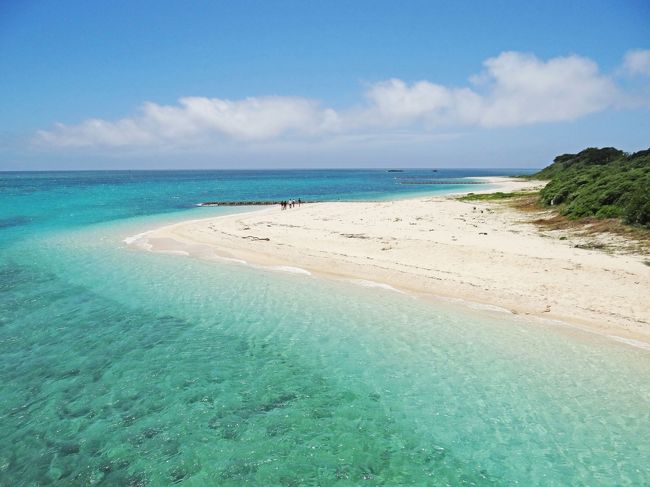 レンタカーで宮古島市海岸部を回りました。今回は伊良部島、下地島の通り池、砂山ビーチ、西平安名崎、池間島を中心ご報告します。