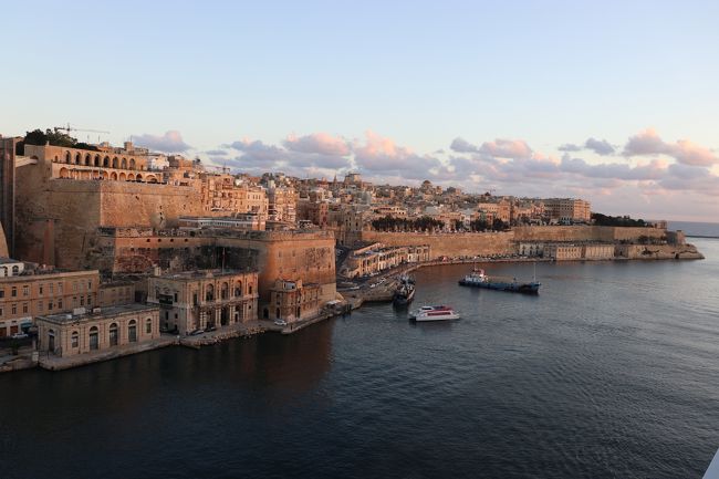 新婚旅行で地中海クルーズ<br /><br />その6 マルタ(バレッタ)および終日航海日<br /><br />飛行機はエミレーツ(エコノミー)<br />関空→ドバイ→バルセロナ→ドバイ→関空<br /><br />クルーズ船はMSCメラビリア(ヨットクラブ)<br />バルセロナ→マルセイユ→ジェノバ→ナポリ→メッシーナ→バレッタ→バルセロナ