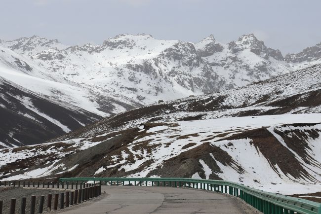 東チベット　ゴロク・アバの旅（８）～チクディル２　ゴロク山の峠越え（白玉から久治へ）～