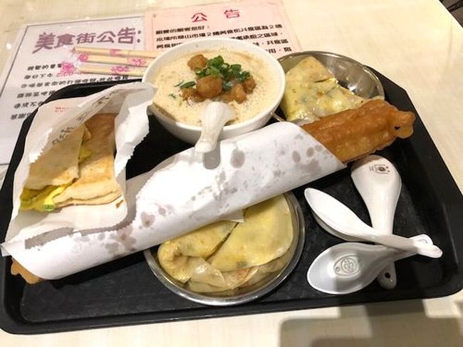 去年はツアー参加で観光尽くしの旅だったので<br />今回は自由に台湾グルメを楽しむ旅!!