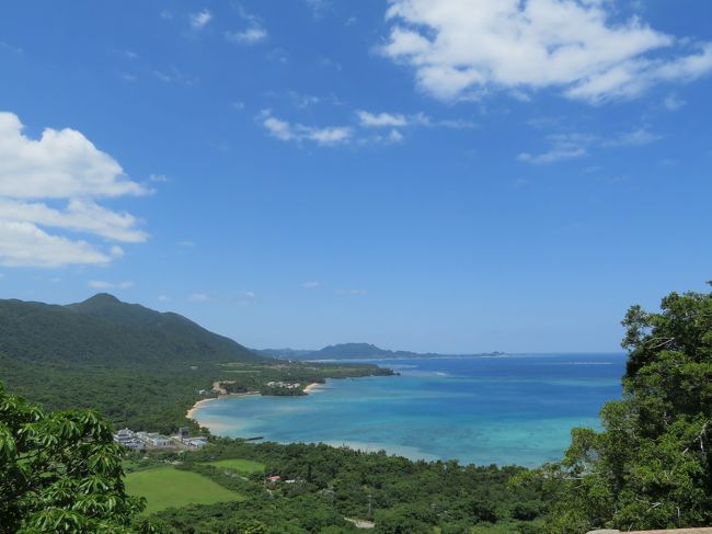 今回の八重山旅行は与那国島と鳩間島の音楽祭がメインの旅行です♪<br />1日目のこの日はドライブと八重山蛍を見に行きました。