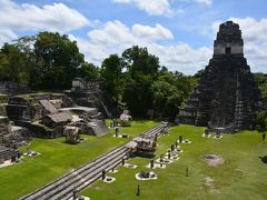 古代マヤ文明の都市、ティカル遺跡