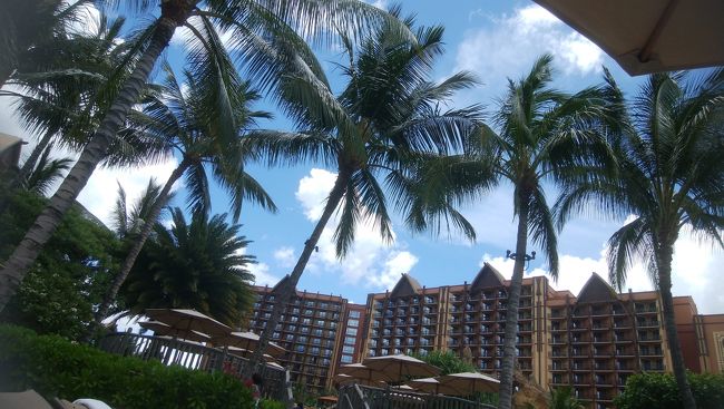 6歳9ヶ月の娘との家族旅行です。<br />小学生になったので夏休みにハワイと思っていたのですが<br />パパがお盆しか休めないので航空券がものすごく高い!<br />しかも今年は親の事情ですが。。。<br />大好きなサザンオールスターズが祝・40周年なので<br />夏の日程にライブがある可能性大ということで<br />今年もGWに行くことになりました。<br /><br />アウラニの番外編はこちらです↓<br />https://4travel.jp/travelogue/11360066<br /><br />1日目はこちらです↓<br />https://4travel.jp/travelogue/11359757